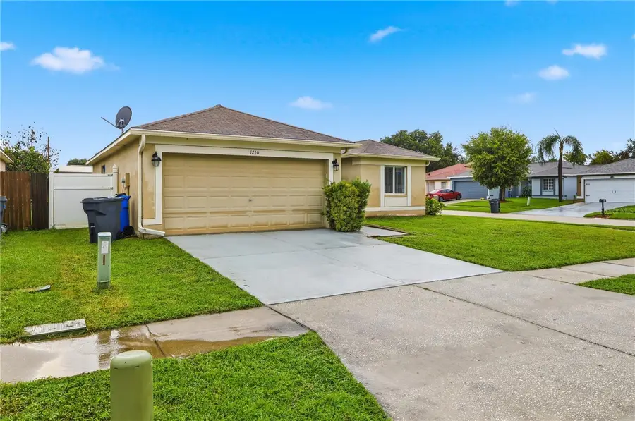 1210 Blufield Avenue, Brandon, FL 33511 - #3