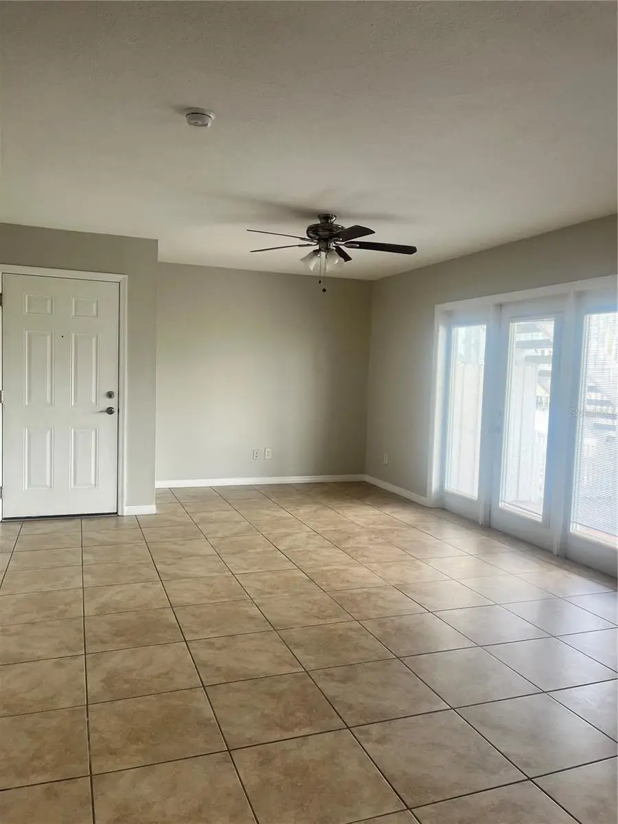 4728 Beach Drive Se #B, Saint Petersburg, FL 33705 - #2