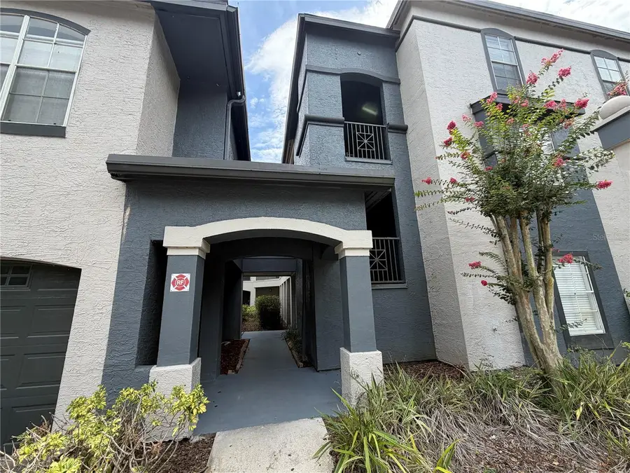 13210 Arbor Isle Dr #102, Temple Terrace, FL 33637 - #2
