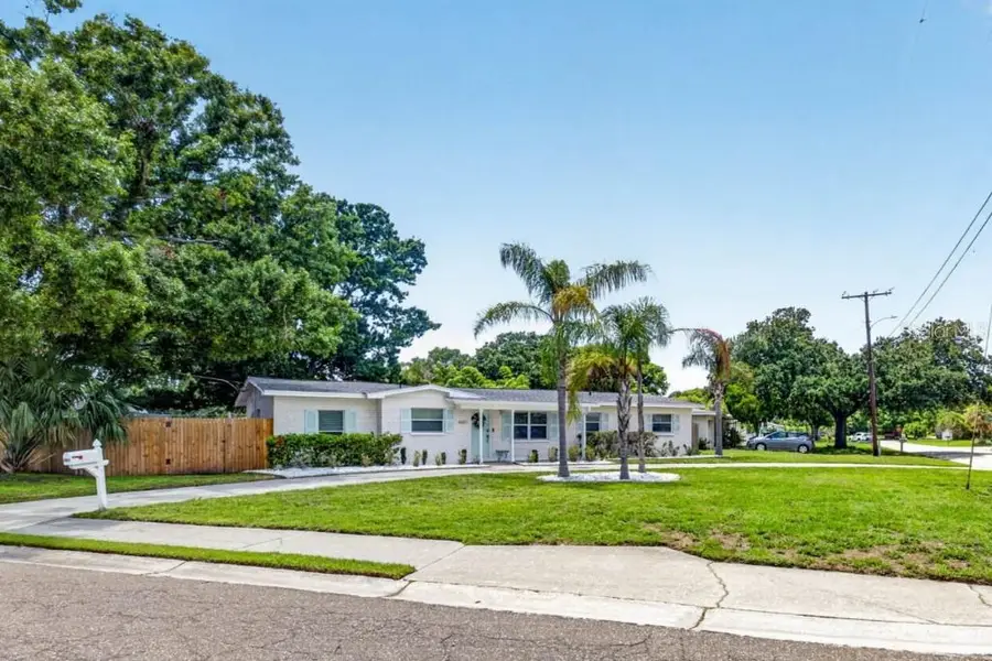 4601 S Clark Avenue, Tampa, FL 33611 - #2