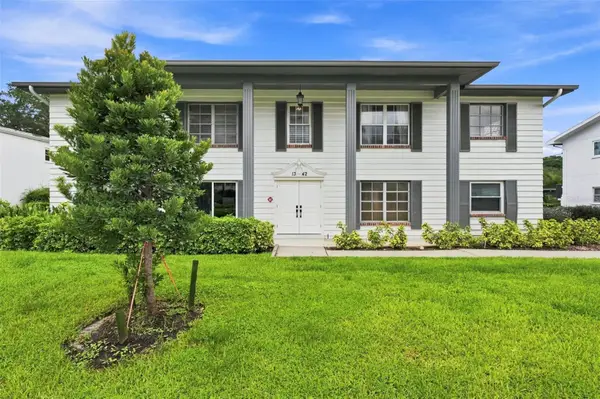 1342 Snell Isle Boulevard Ne #4, ST PETERSBURG, FL 33704