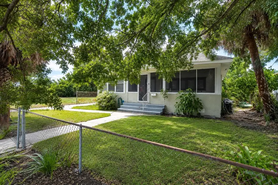 1944 12th Avenue S, Saint Petersburg, FL 33712 - #3