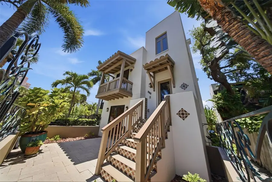 650 Beach Drive Ne, Saint Petersburg, FL 33701 - #3