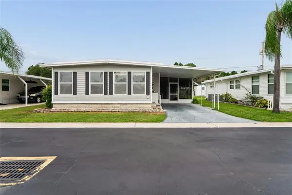 2000 E Bay Drive #25, LARGO, FL 33771