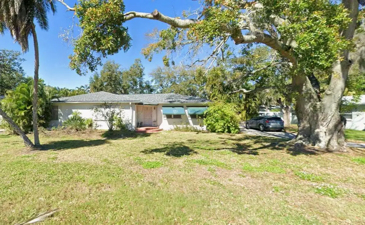 1757 Michigan Avenue Ne, Saint Petersburg, FL 33703 - #1