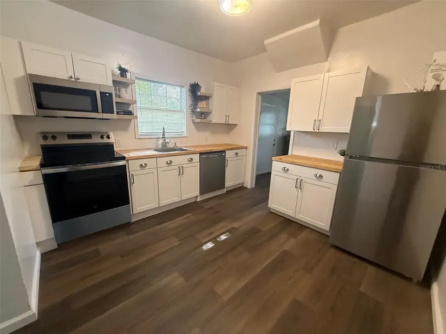 1210 E 32nd Avenue, Tampa, FL 33603 - #2