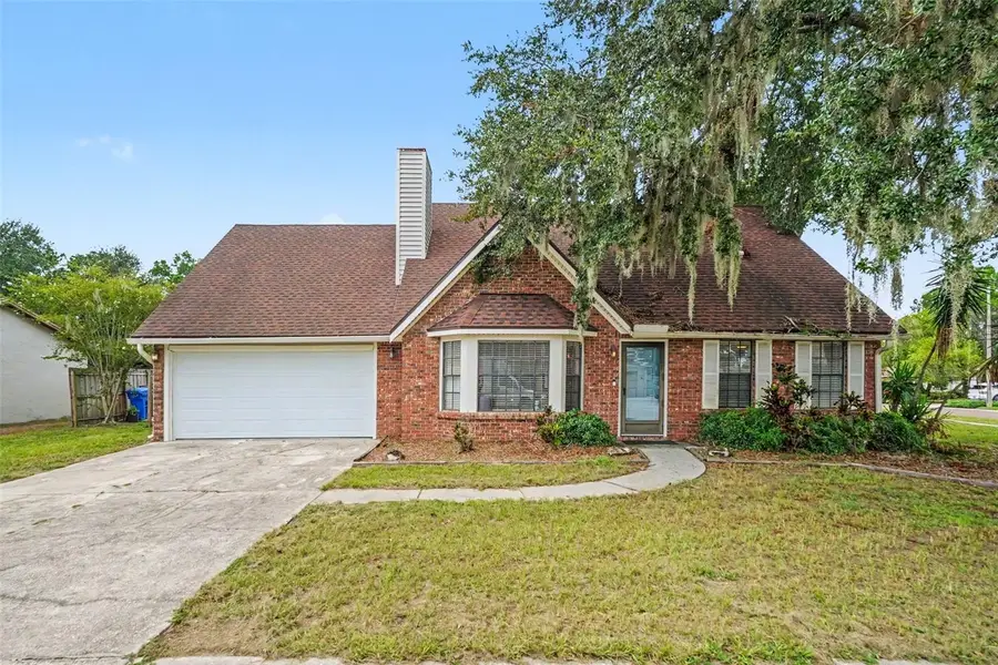 736 Sandy Creek Drive, Brandon, FL 33511 - #2