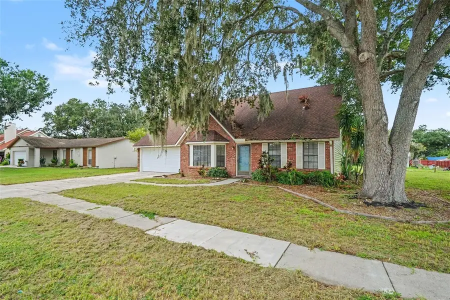 736 Sandy Creek Drive, Brandon, FL 33511 - #3