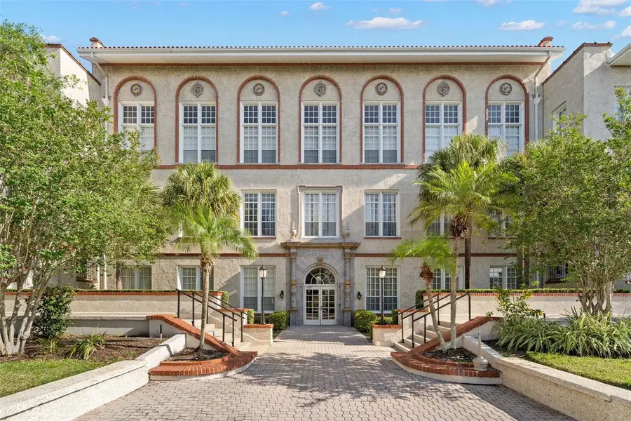 701 Mirror Lake Drive N #201, Saint Petersburg, FL 33701 - #3