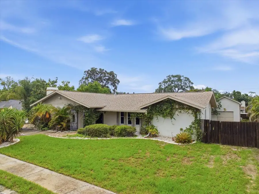 1221 E Lime Street, Tarpon Springs, FL 34689 - #3