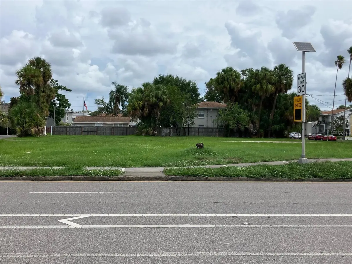 2011 W Platt Street, Tampa, FL 33606 - #1