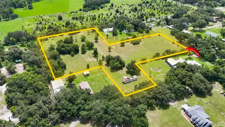 2452 Welcome Road, Lithia, FL 33547 - #2