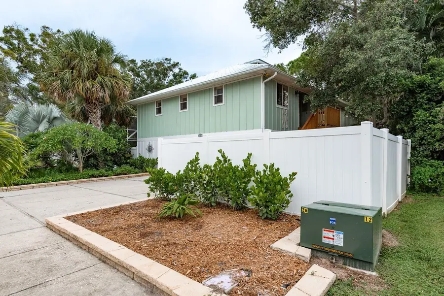 737 Ohio Avenue, Palm Harbor, FL 34683 - #2