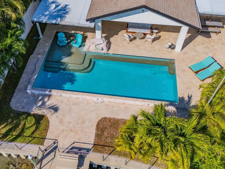 1028 79th Street S, Saint Petersburg, FL 33707 - #3