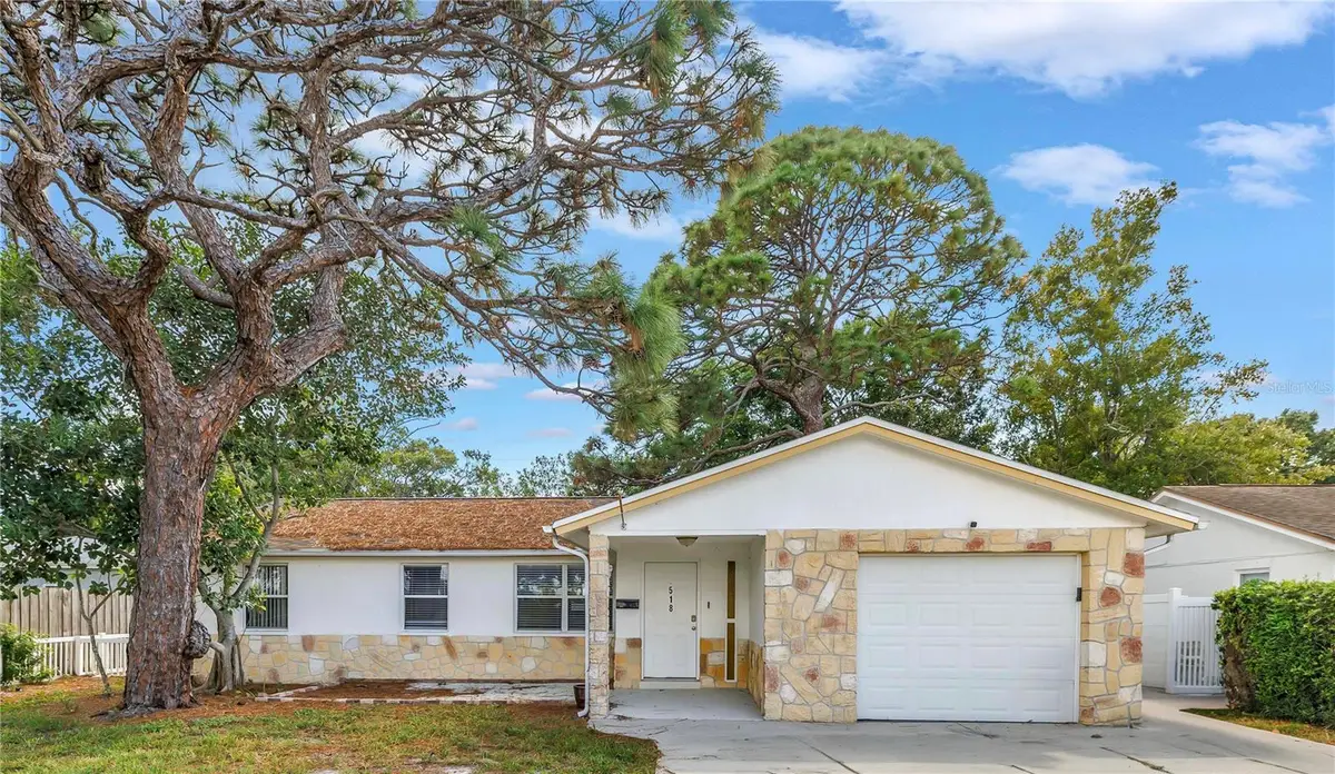 518 62nd Avenue Ne, Saint Petersburg, FL 33702 - #1