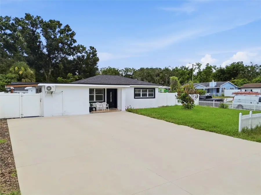 8901 N Oregon Avenue, Tampa, FL 33604 - #2