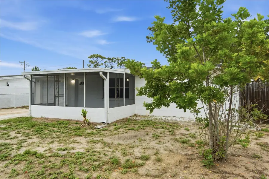 2122 Holiday Drive, Holiday, FL 34691 - #2