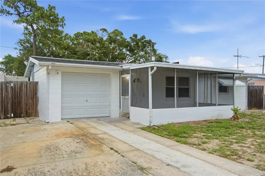 2122 Holiday Drive, Holiday, FL 34691 - #3