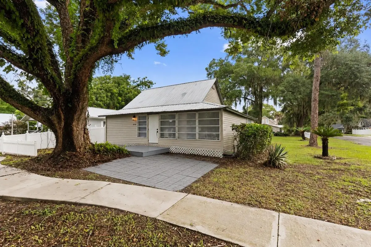 5450 10th Street, Zephyrhills, FL 33542 - #1