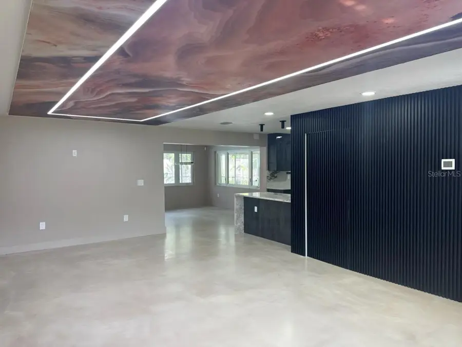 3197 Walnut Street Ne, Saint Petersburg, FL 33704 - #2