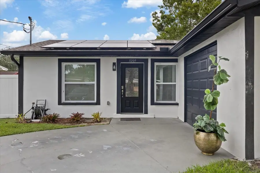 3209 E Hanna Avenue, Tampa, FL 33610 - #2