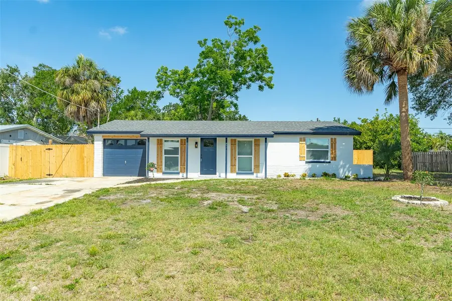 6304 Florida Circle W, Apollo Beach, FL 33572 - #2