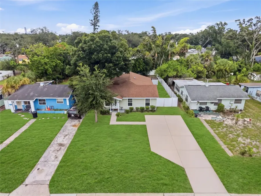 1542 28th Street S, Saint Petersburg, FL 33712 - #2