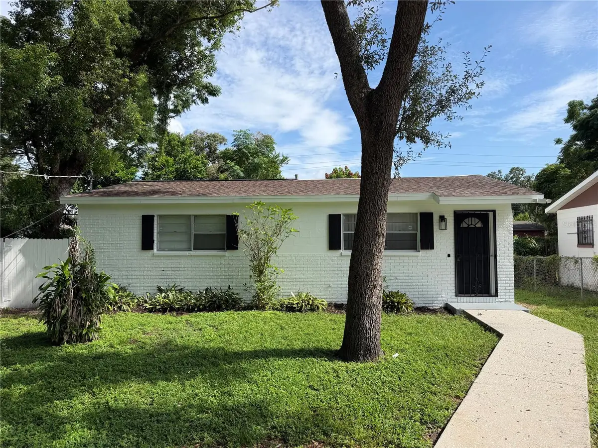 1102 E 108th Avenue, Tampa, FL 33612 - #1