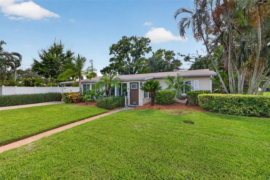 4392 Walnut Street Ne, Saint Petersburg, FL 33703 - #2