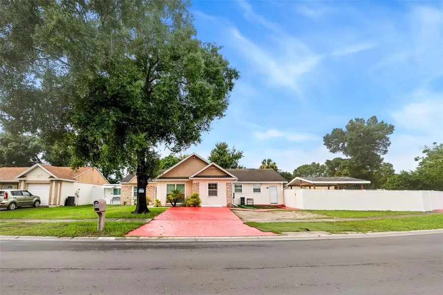 8903 Camino Villa, Tampa, FL 33635 - #2