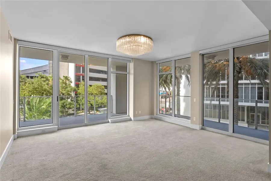 175 1st Street S #303, Saint Petersburg, FL 33701 - #2