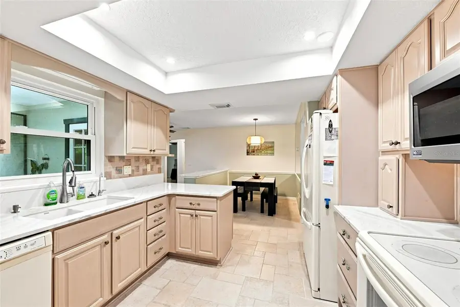 2107 W Fore Drive, Tampa, FL 33612 - #2