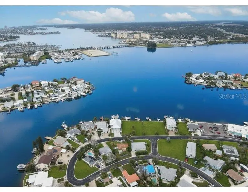 14217 E Parsley Drive, Saint Petersburg, FL 33708 - #3