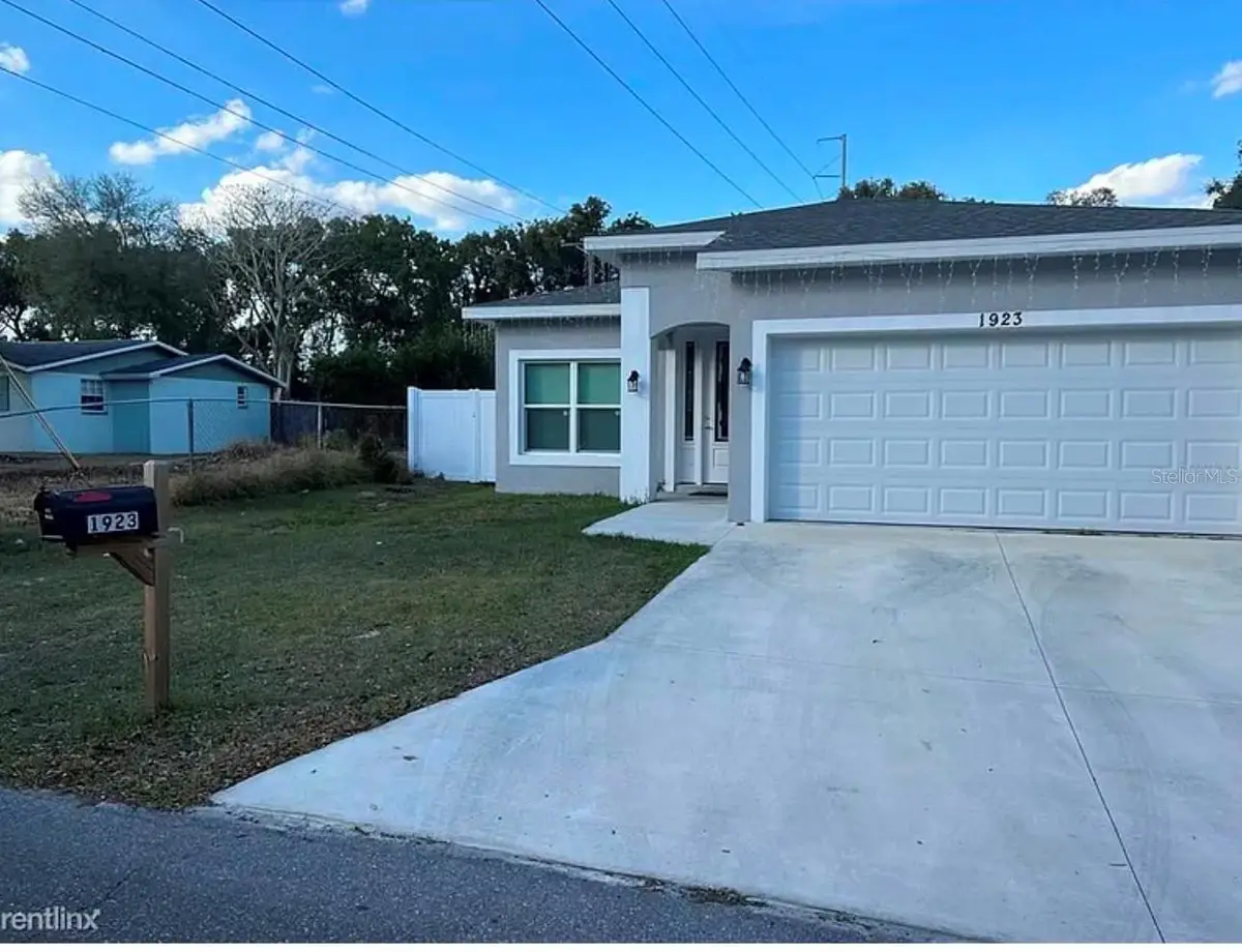 1923 W Skagway Avenue, Tampa, FL 33604 - #1