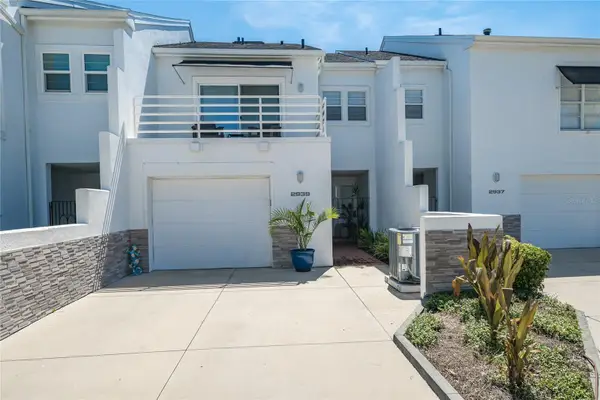 2939 W Knights Avenue, TAMPA, FL 33611