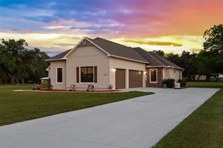 5319 W Trapnell Road, Dover, FL 33527 - #3