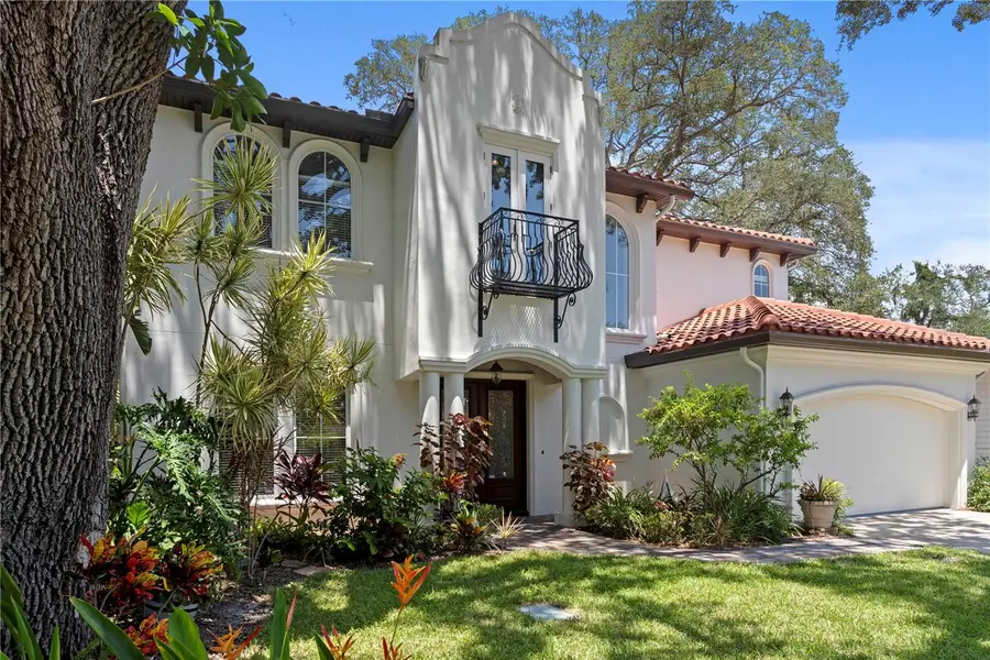 3911 W Dale Avenue, Tampa, FL 33609 - #3