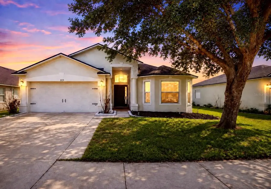 4828 Wessex Way, Land O Lakes, FL 34639 - #2
