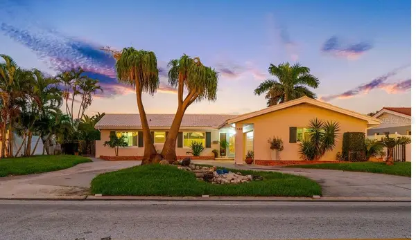530 79th Street S, ST PETERSBURG, FL 33707