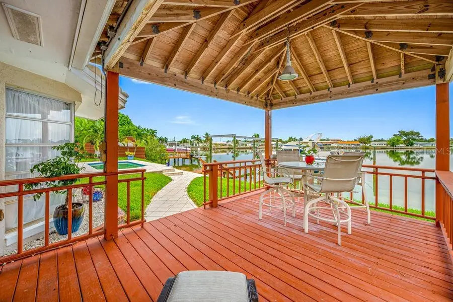530 79th Street S, Saint Petersburg, FL 33707 - #3