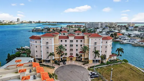 205 Brightwater Drive #202, CLEARWATER BEACH, FL 33767