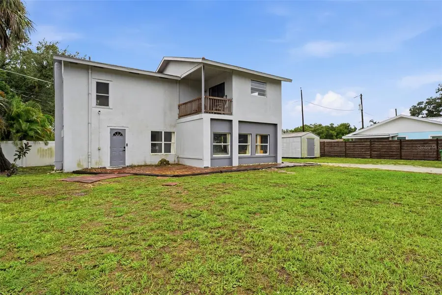 3052 Alta Vista St, Sarasota, FL 34237 - #2