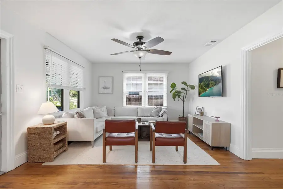 6031 Hobson Street Ne, Saint Petersburg, FL 33703 - #2
