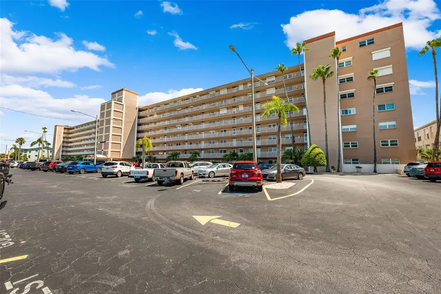 1847 Shore Drive S #101, Saint Petersburg, FL 33707 - #2