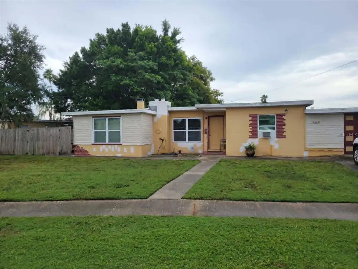8446 Waverly Road N, Saint Petersburg, FL 33702 - #1