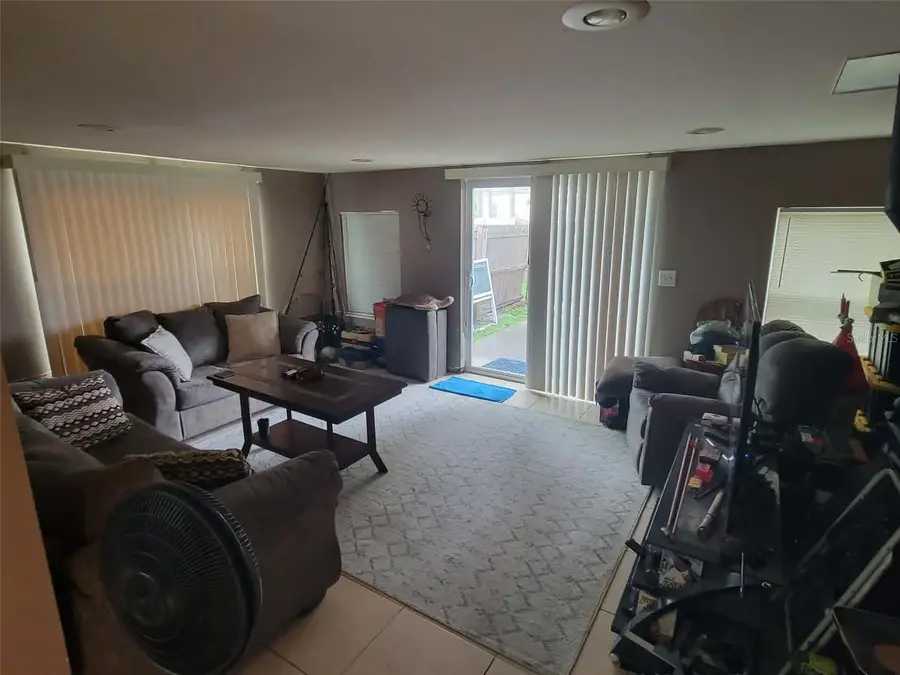 8446 Waverly Road N, Saint Petersburg, FL 33702 - #3