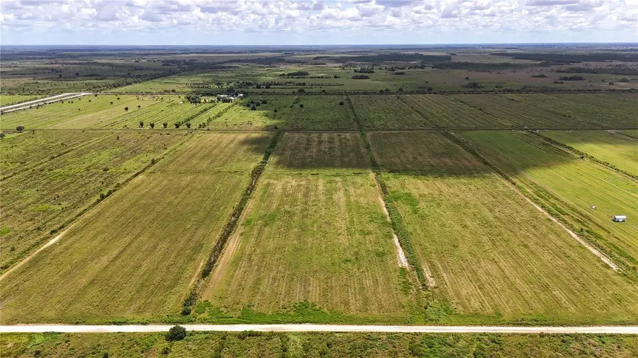5595 1st Road, Labelle, FL 33935 - #2