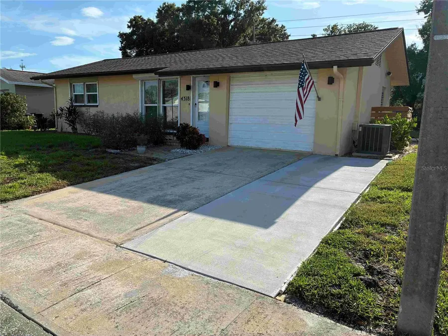 4318 Great Lakes Drive N, Clearwater, FL 33762 - #2