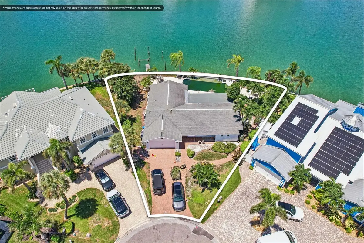 8078 13th Avenue S, Saint Petersburg, FL 33707 - #1