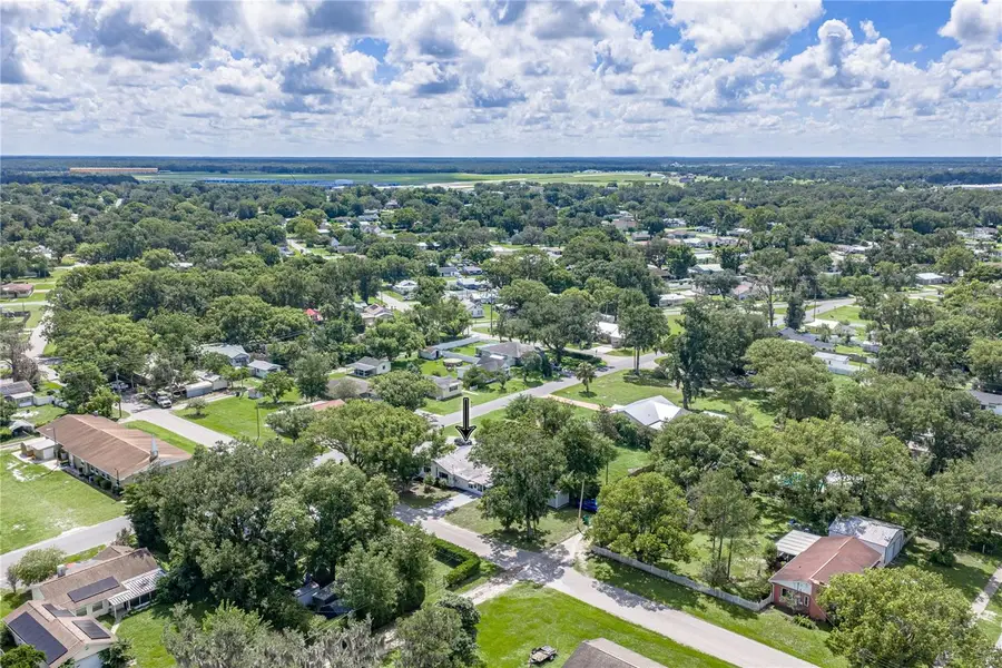 5207 10th Street, Zephyrhills, FL 33542 - #3